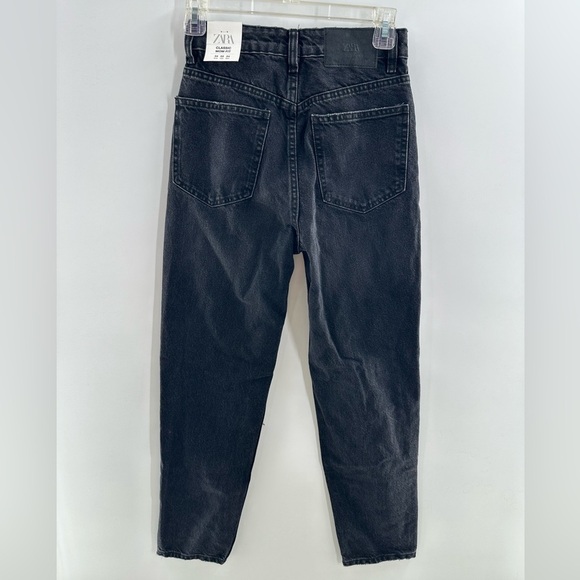Zara Classic Mom Fit High Rise Distressed Black Jeans - Picture 2 of 10